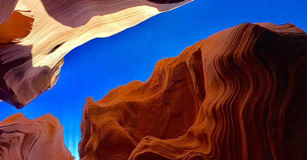 A section of the rippling wall of Antelope Canyon.