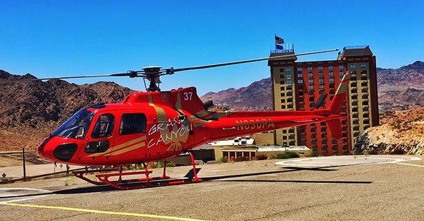 Helicopter landed at the Papillon Hoover Dam helipad.