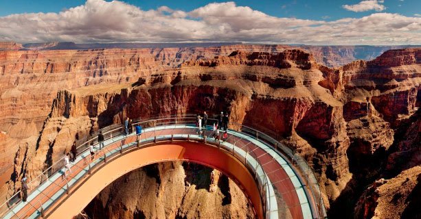 Guests on the Grand Canyon Skywalk at the Grand Canyon West.